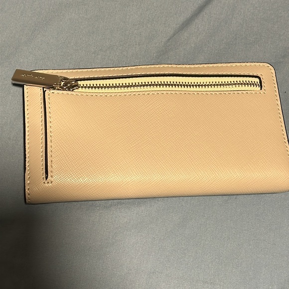 NWT Kate Spade Wallet - Picture 3 of 7